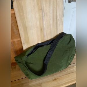 BAGGU Large Crescent Bag